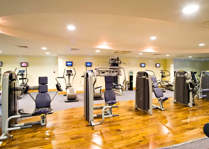 Bonnington & Leisure Centre 4*