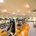 Ξενοδοχείο Bonnington & Leisure Centre