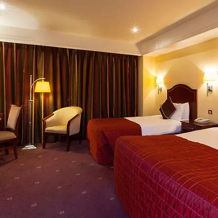 Otel Bonnington & Leisure Centre Dublin