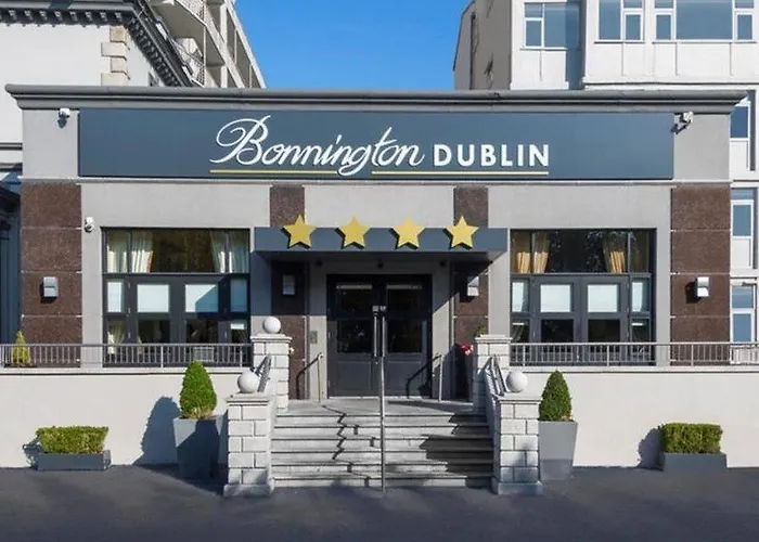 伯宁顿休闲中心酒店 酒店