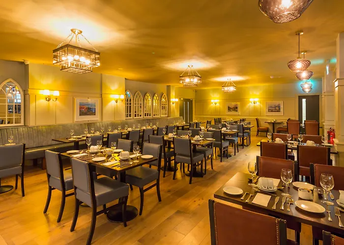 Bonnington & Leisure Centre Hotell 4*