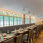 Bonnington & Leisure Centre 4* Dublin