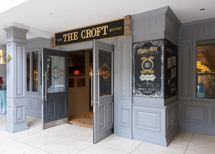 Bonnington & Leisure Centre מלון