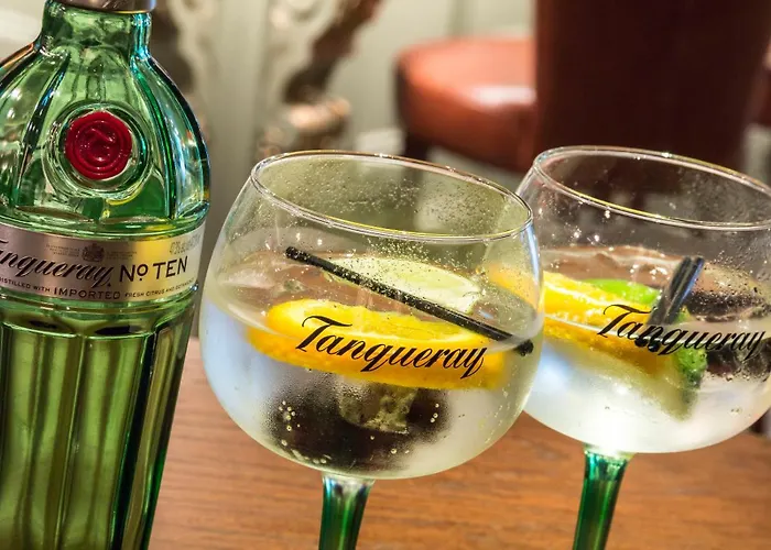 Bonnington & Leisure Centre 4*