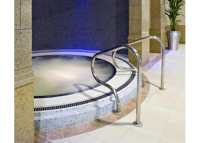 Bonnington Hotel&leisure Centre